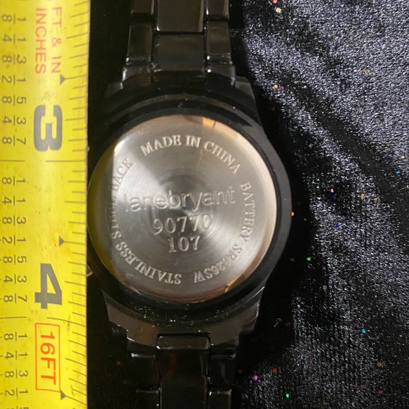 Ladies Beautiful Lane Bryant Black Round Face Watch Very Nice multicolor numbers - Picture 3 of 5